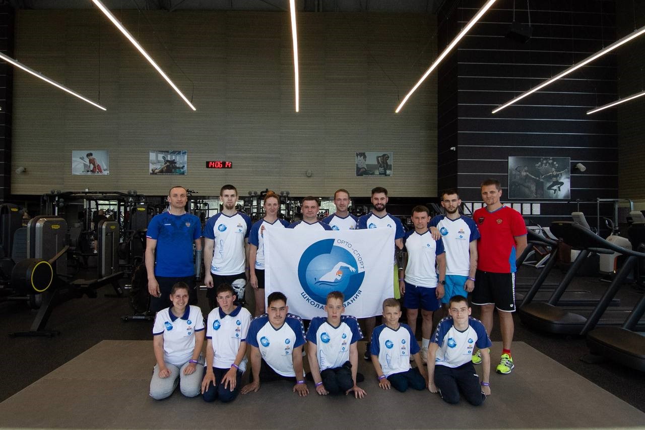 Школа «Вызов Чемпиона» по плаванию завершилась в Санкт-Петербурге.